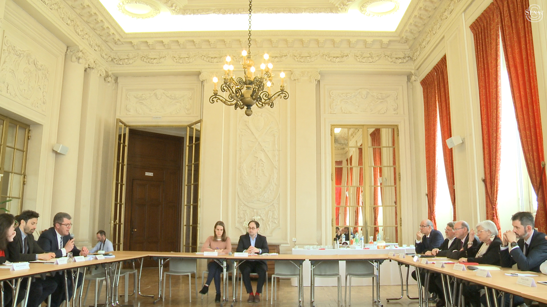 Élus municipaux et intercommunalités : déplacement à Reims de la délégation des collectivités territoriales